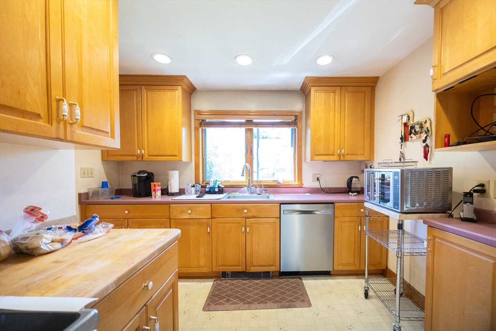 53 Hillcrest Road