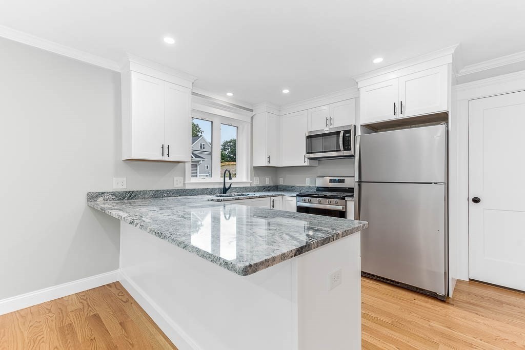 106 Pond St U 1