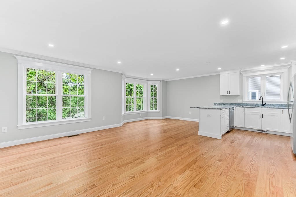 106 Pond St U 1