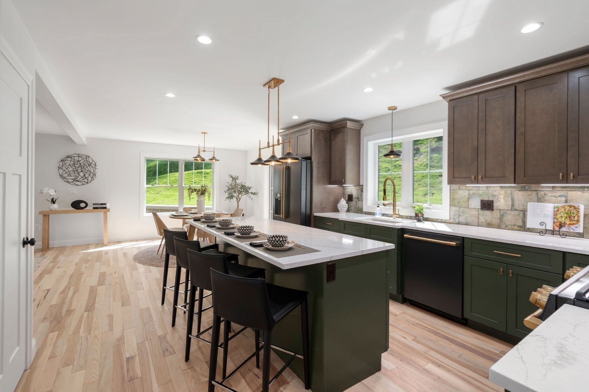 3052 Foster St, Palmer, MA, 3052 Foster St, Palmer, MA Photo #9