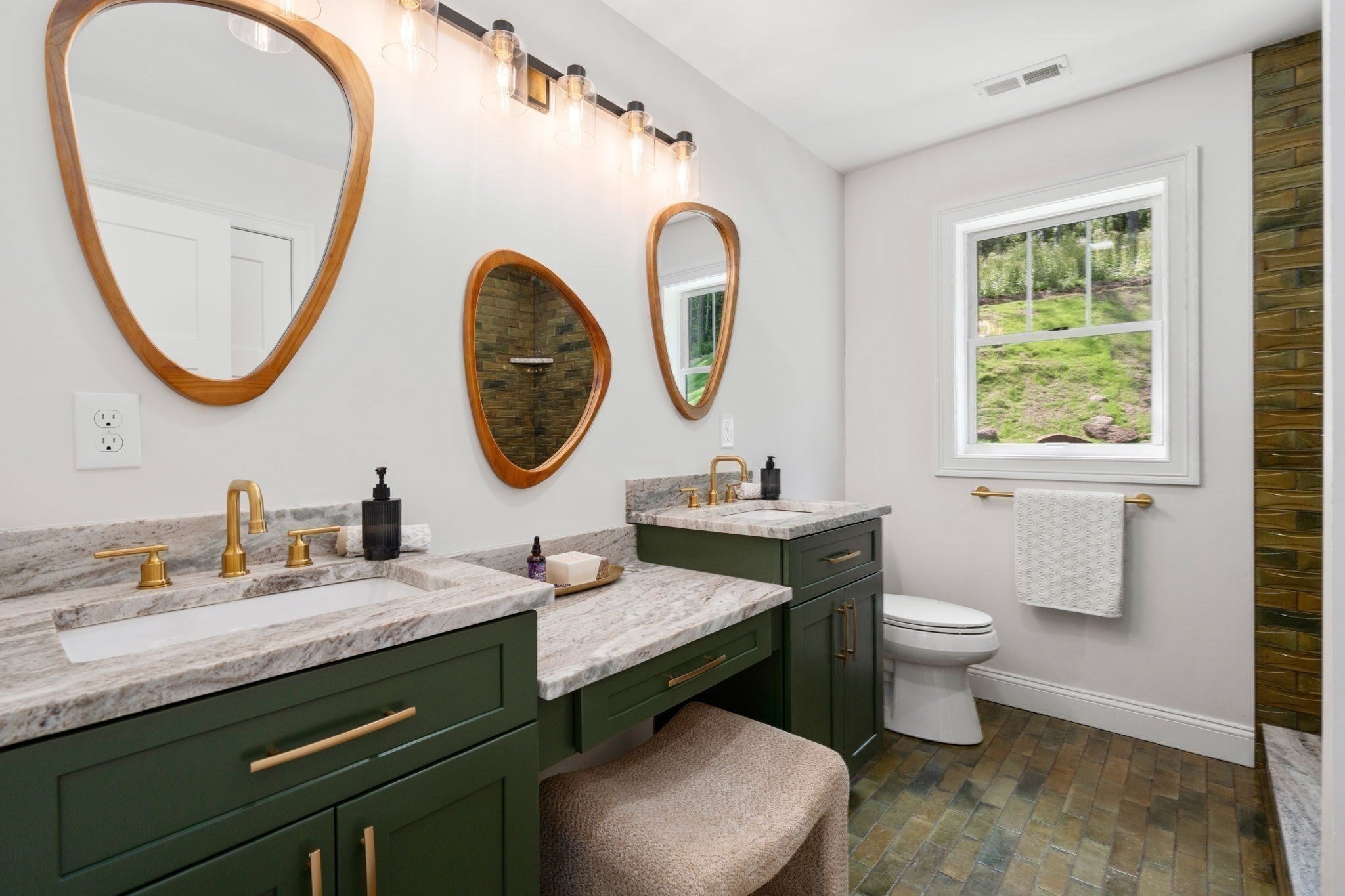 3052 Foster St, Palmer, MA, 3052 Foster St, Palmer, MA Photo #22