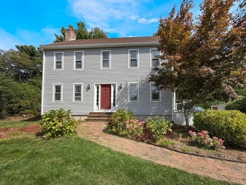 387 South St Plainville MA 02762