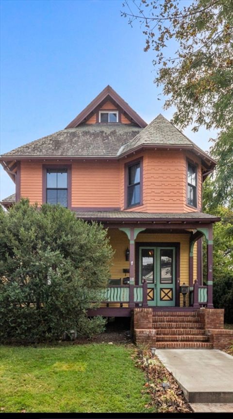 Photo of 118 Elm St #2, Marlborough, MA 01752 (MLS # 73464589)