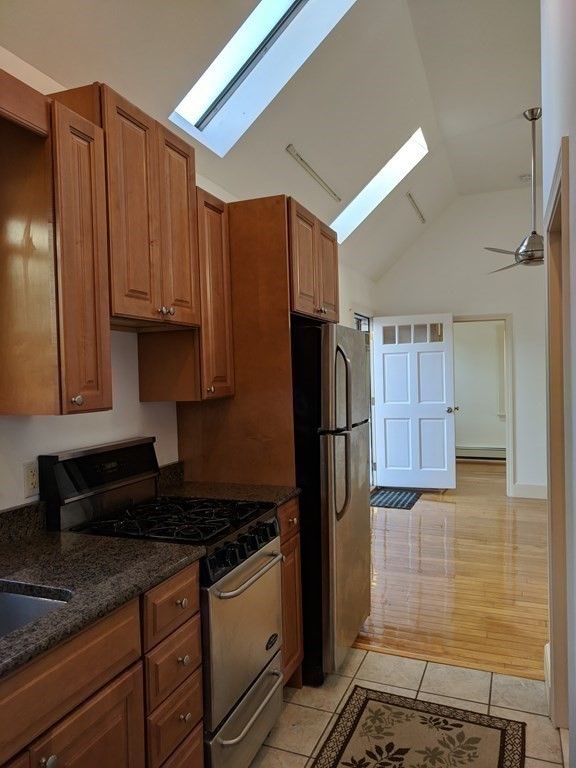 18 Chapel St
