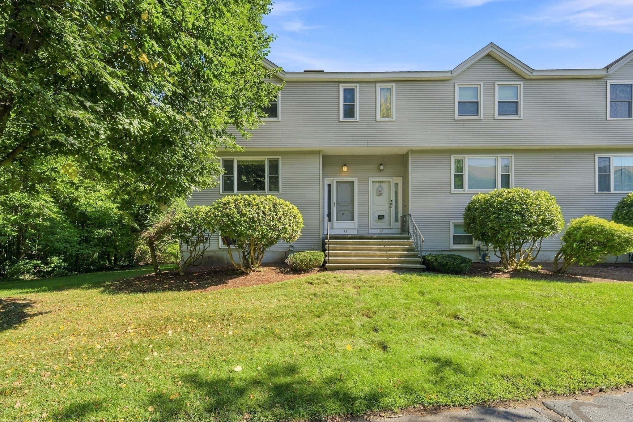 43 Villa Roma Dr #43, Tewksbury, MA Photo #2
