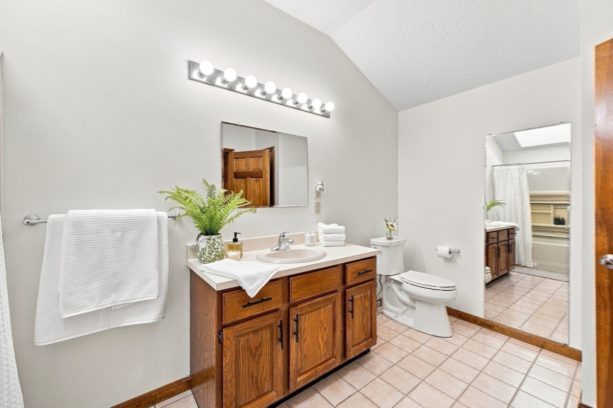 43 Villa Roma Dr #43, Tewksbury, MA Photo #33