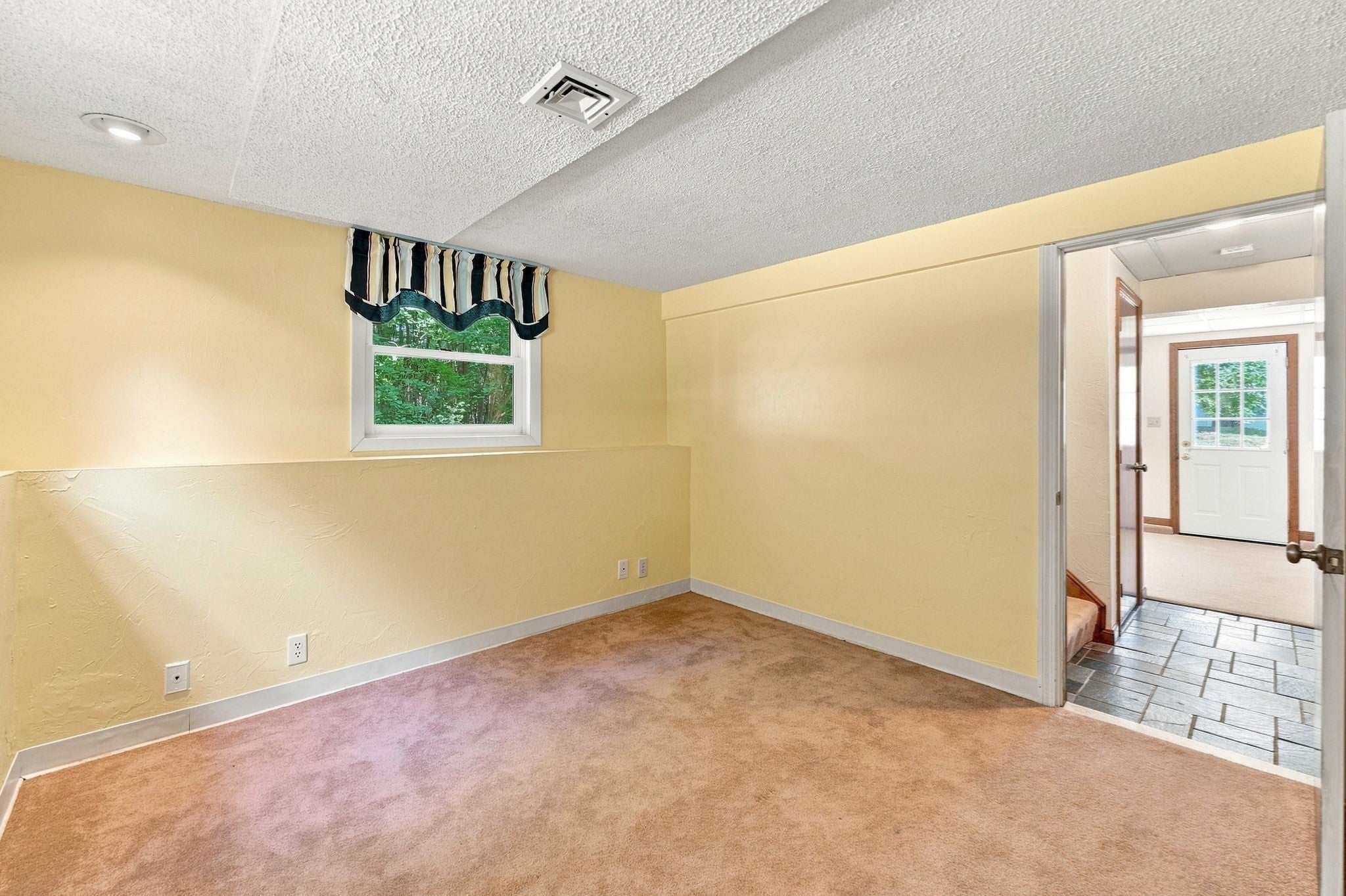 43 Villa Roma Dr #43, Tewksbury, MA Photo #8