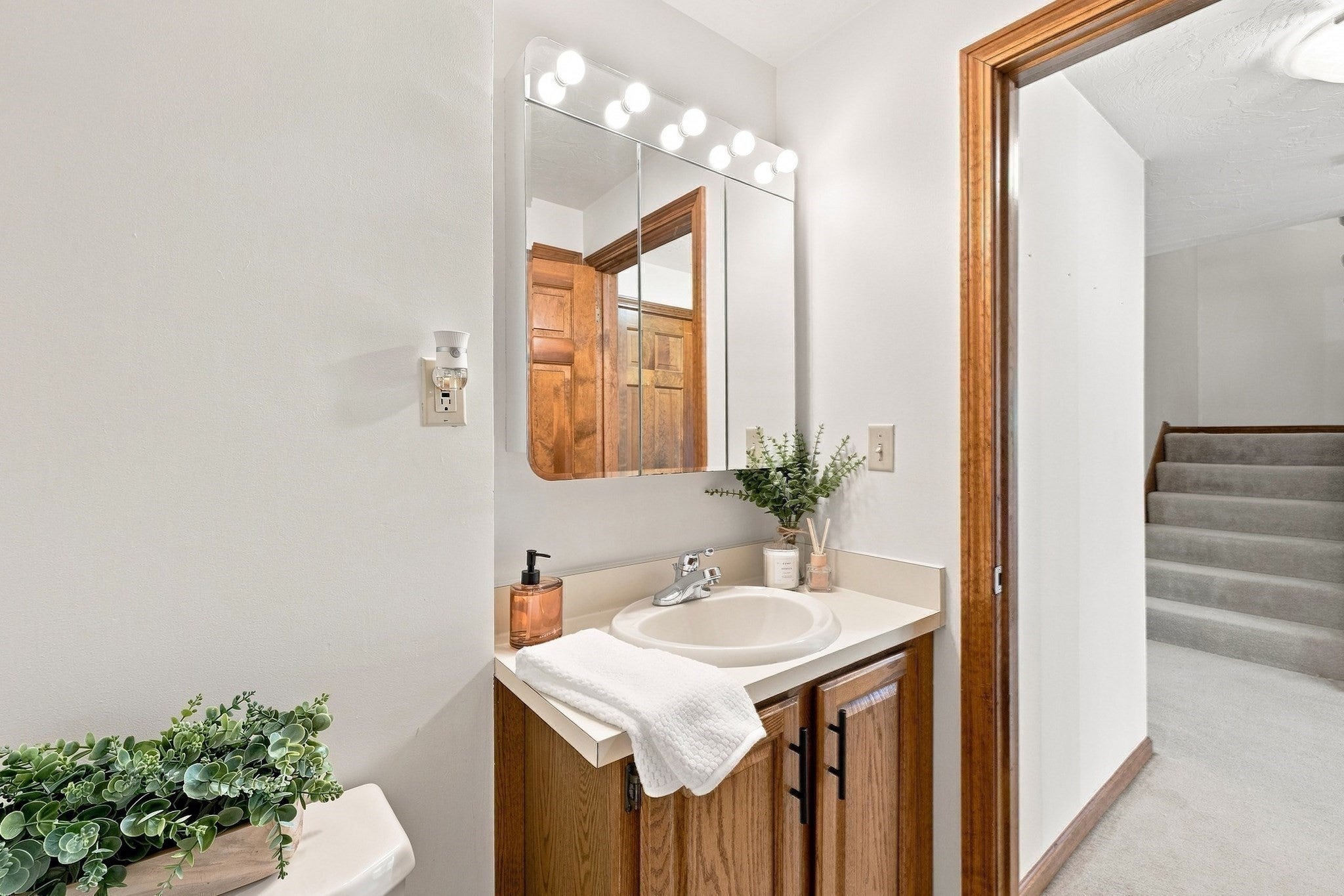 43 Villa Roma Dr #43, Tewksbury, MA Photo #11