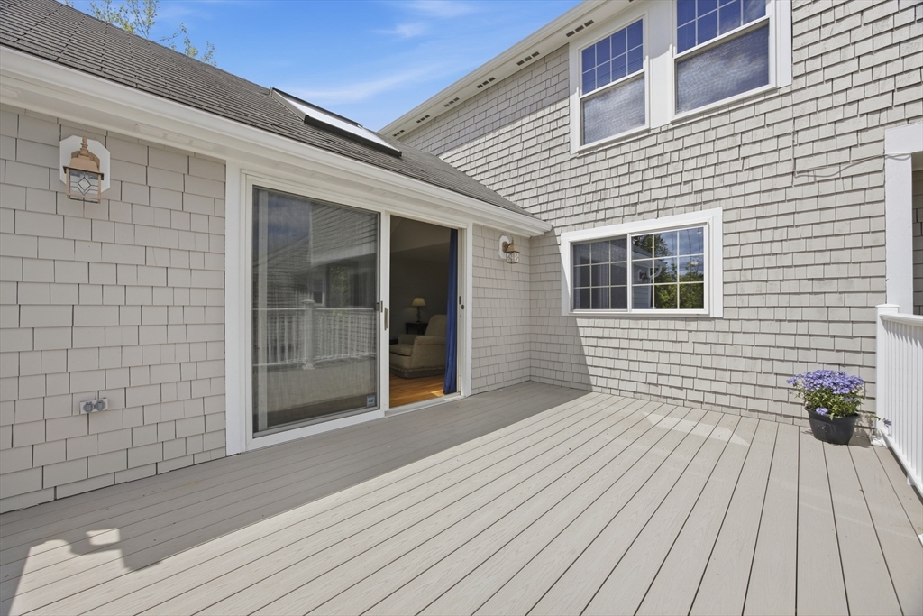 50 Harborview Rd
