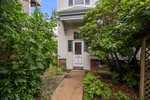 Photo of 46-R H St, Boston, MA 02127 (MLS # 73549427)