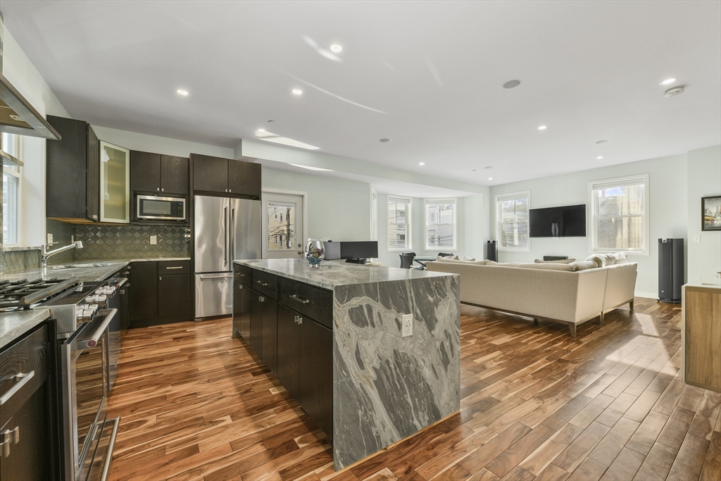 18 Granfield Ave 1