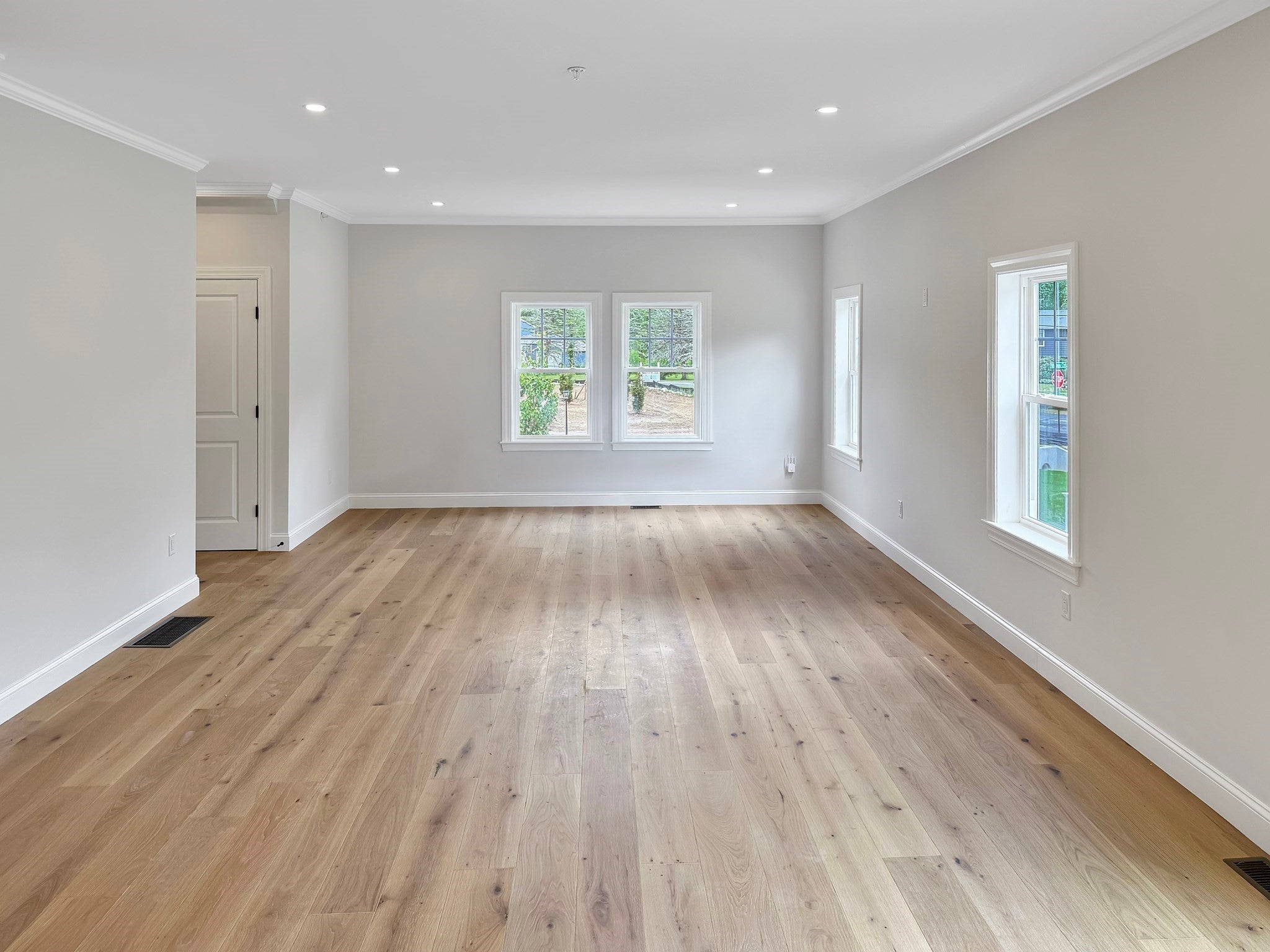 1 Whitman Circle 1