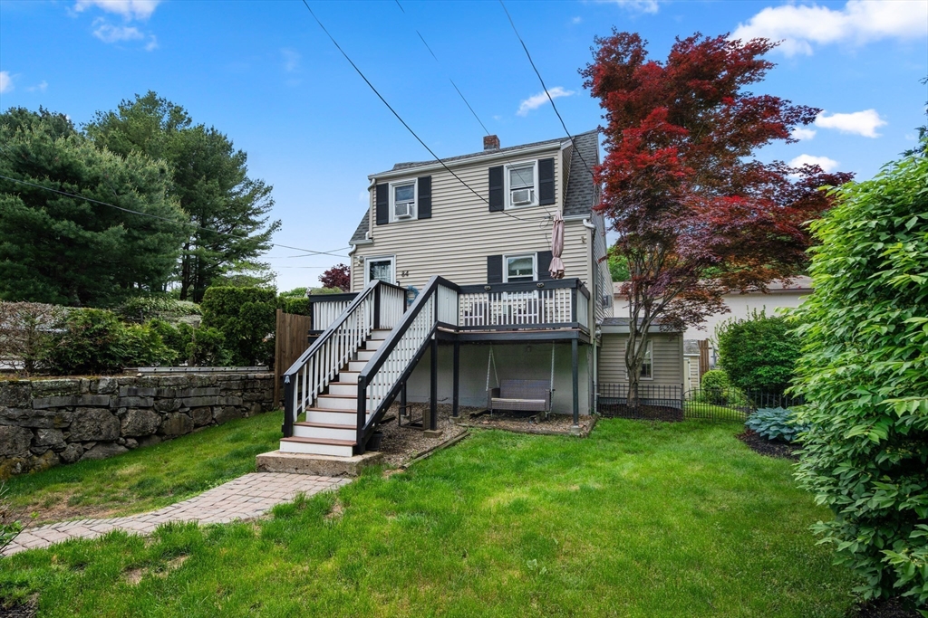 84 Windsor Ave