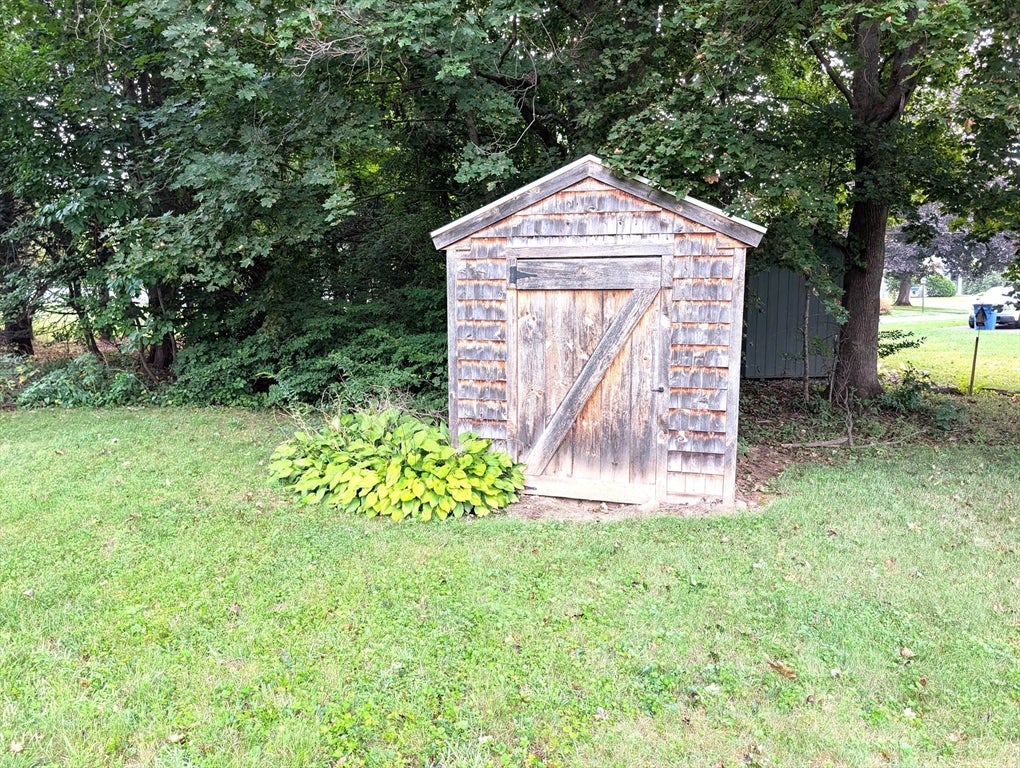 7 Allen St, West Brookfield, MA Photo #23