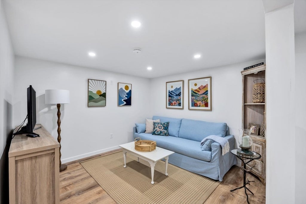 7 Fernwood Ave, Barnstable, MA, 7 Fernwood Ave, Barnstable, MA Photo #30