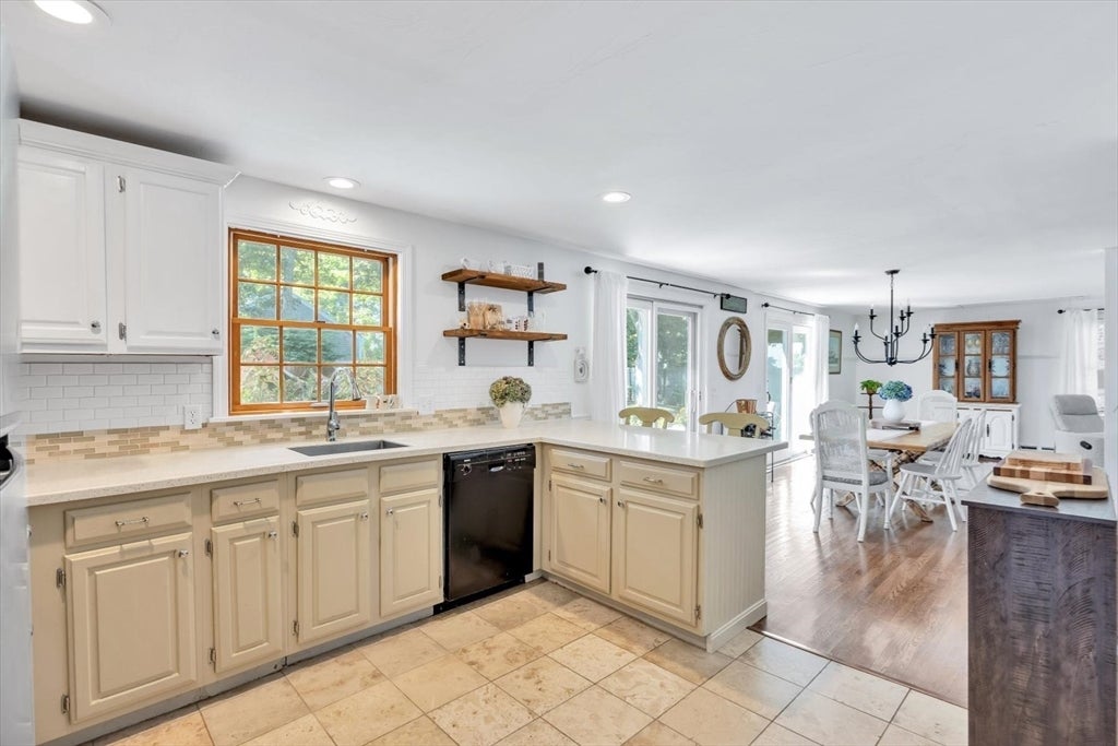 7 Fernwood Ave, Barnstable, MA, 7 Fernwood Ave, Barnstable, MA Photo #12