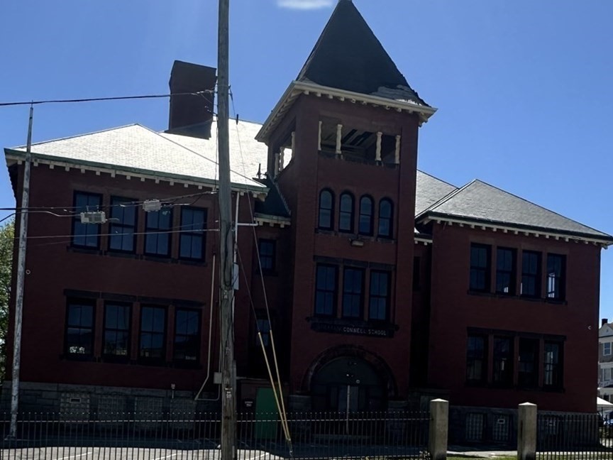 650 Plymouth Ave