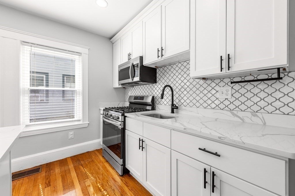 29 Laurel Rd, Milton, MA, 29 Laurel Rd, Milton, MA Photo #14