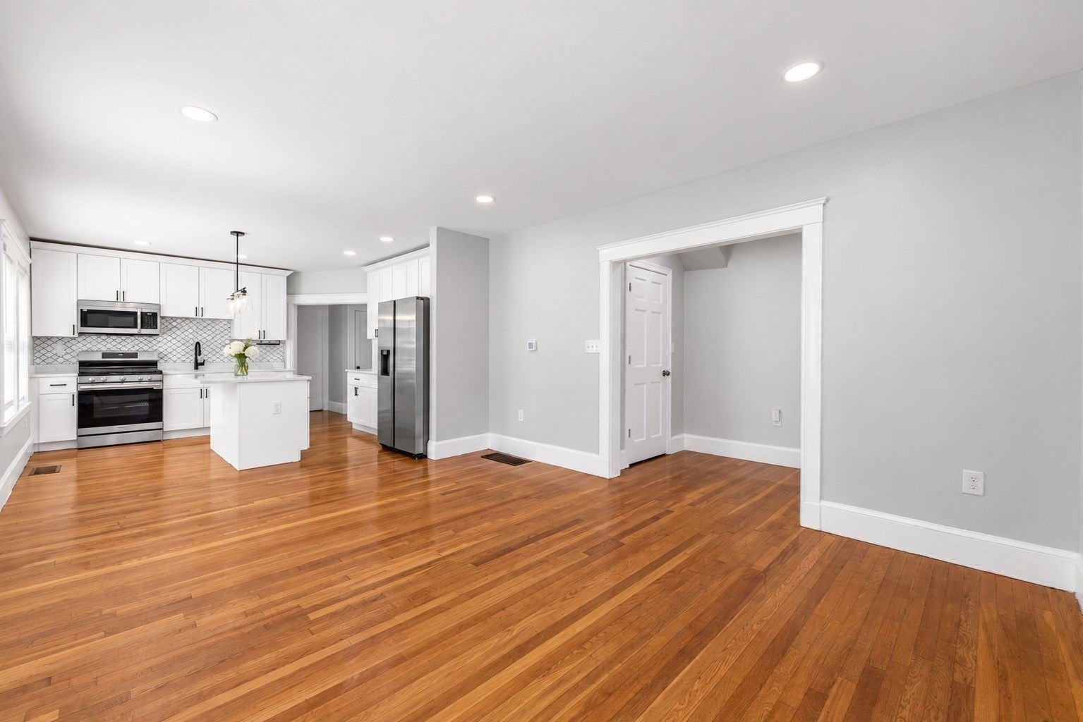 29 Laurel Rd, Milton, MA, 29 Laurel Rd, Milton, MA Photo #13