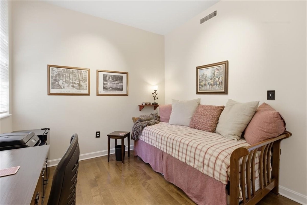 65 Glen Rd #H1, Brookline, MA Photo #29
