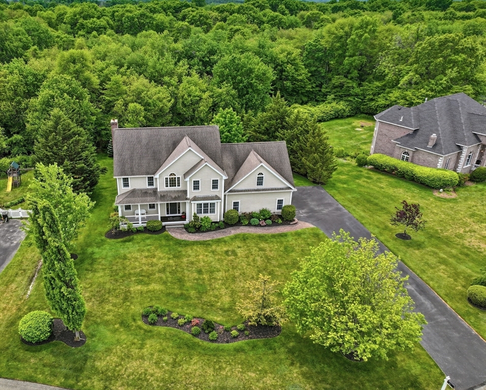 52 Kensington Ct