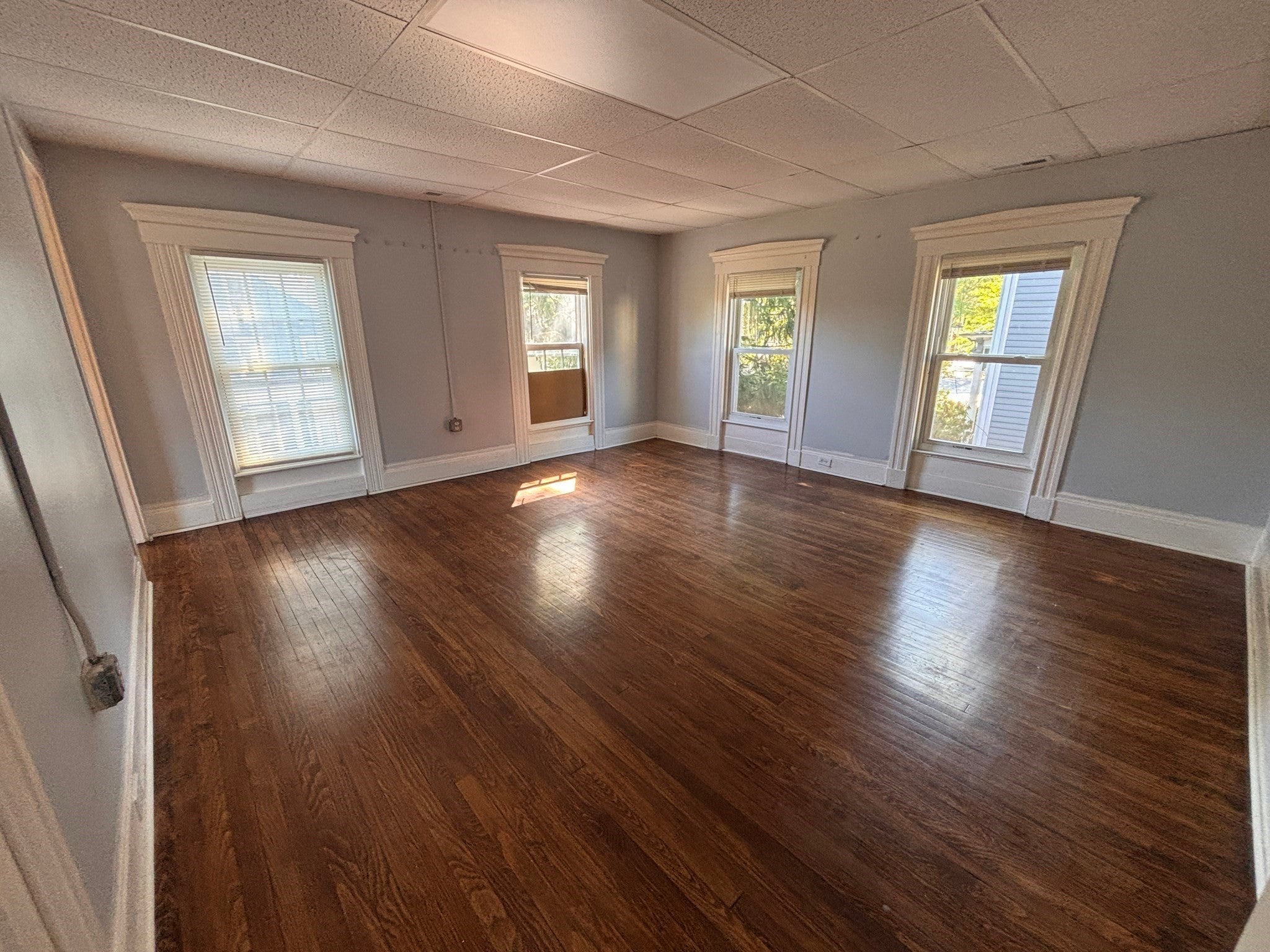 4 Crown St #2, Worcester, MA, 4 Crown St #2, Worcester, MA Photo #2