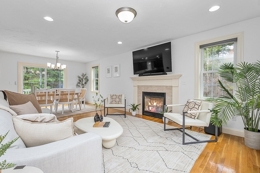 9 Willow Pl
