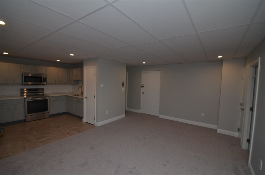 594 Franklin St 6