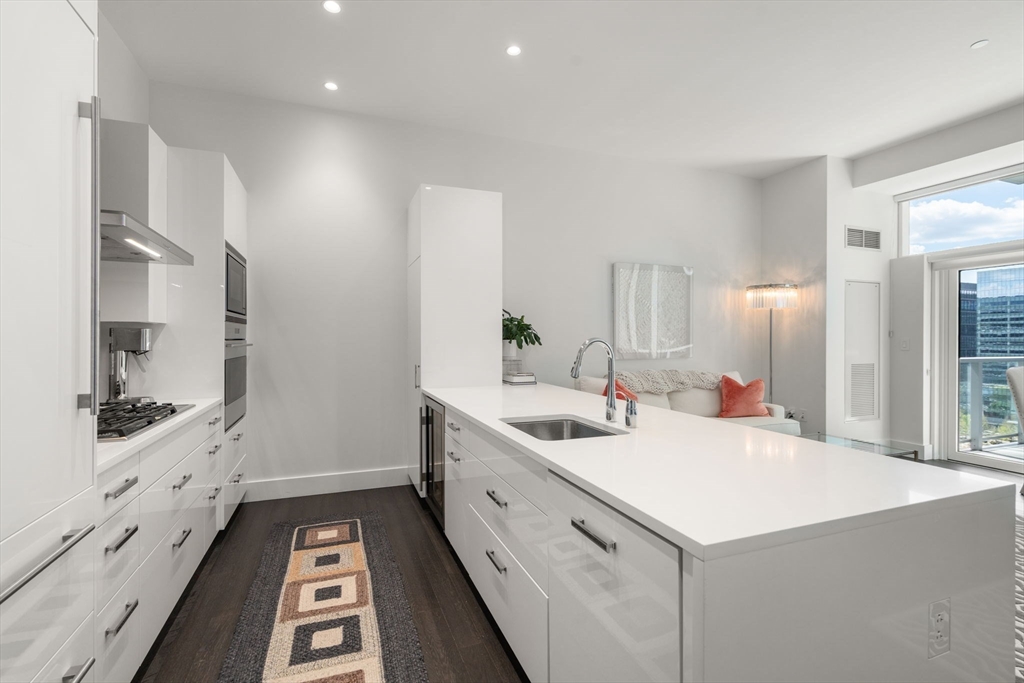 50 Liberty Dr 12G