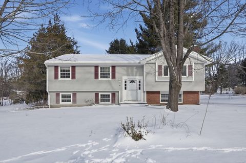 Photo of 36 Hillandale Rd, Ashburnham, MA 01430 (MLS # 73471287)