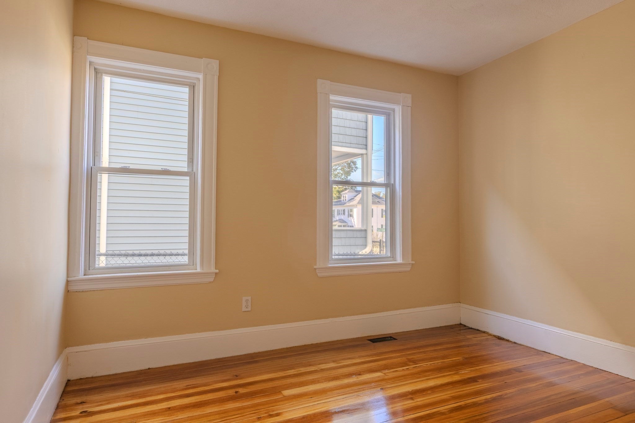 419-421 Washington St, Winchester, MA, 419-421 Washington St, Winchester, MA Photo #12