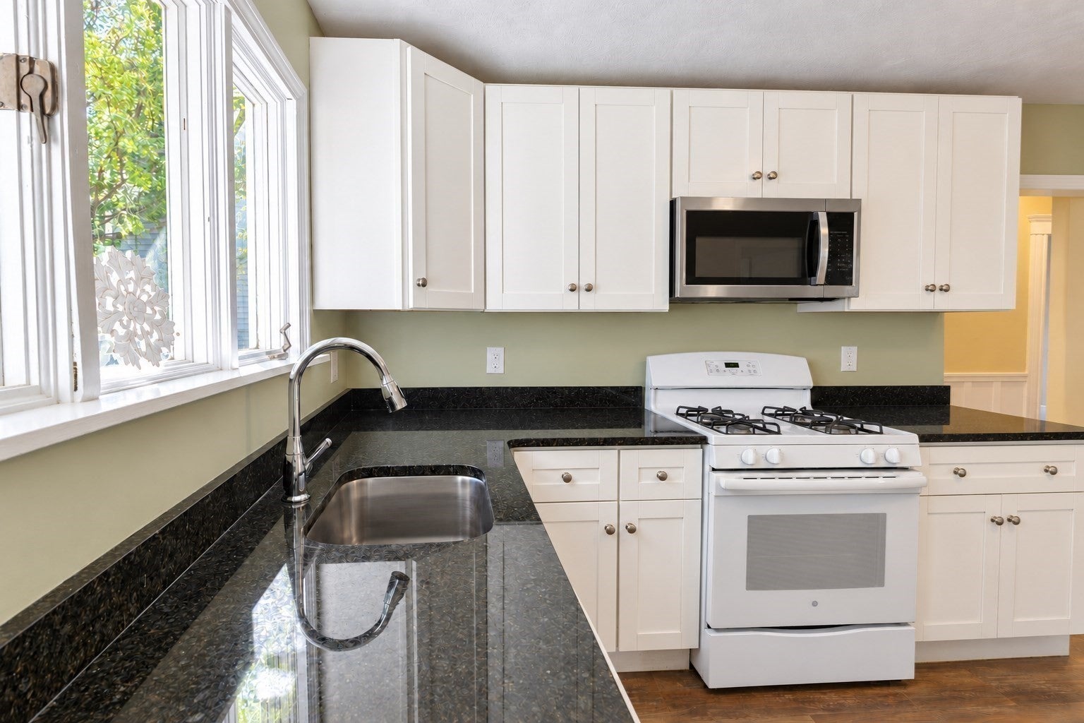 419-421 Washington St, Winchester, MA, 419-421 Washington St, Winchester, MA Photo #8