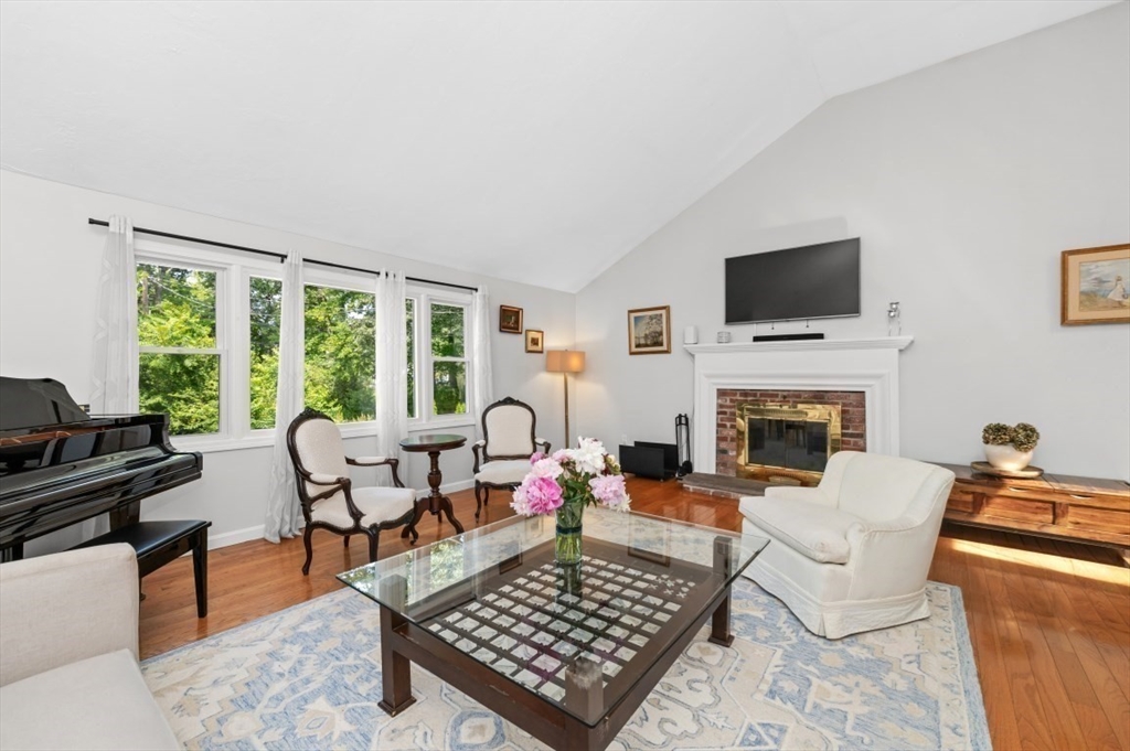 246 Prairie St