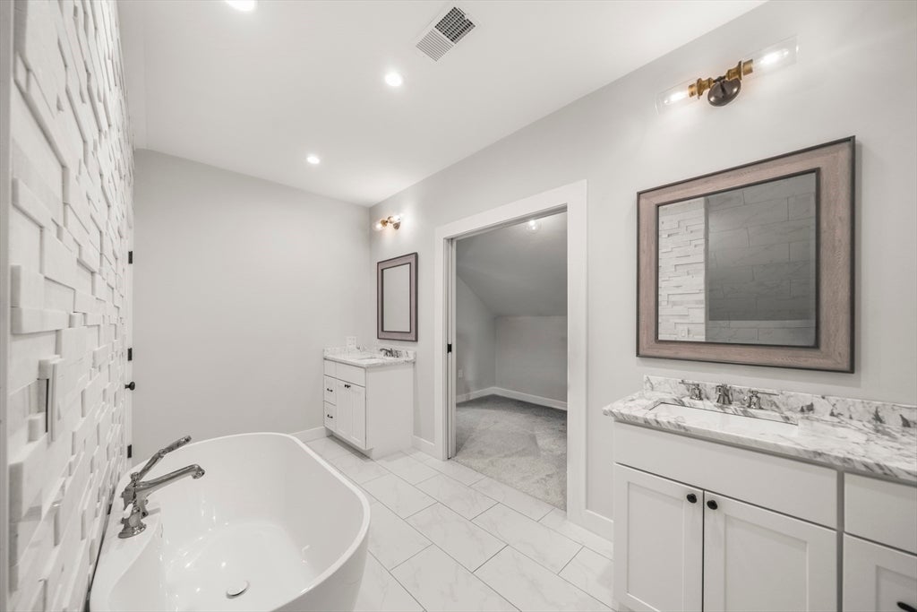 54 Canterbury St, Hingham, MA, 54 Canterbury St, Hingham, MA Photo #26