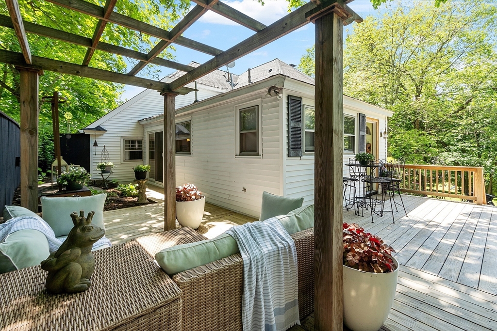 24 Summit Avenue