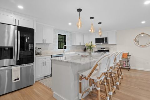 101 Monomoyic Chatham MA 02633