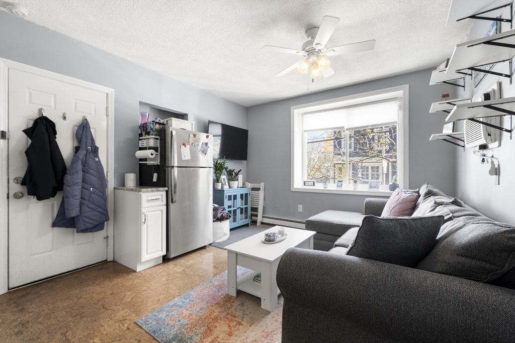 151 W 6th St 1