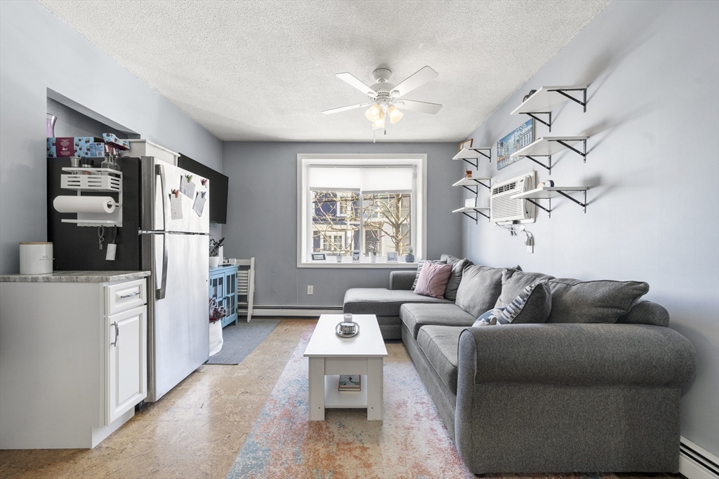 151 W 6th St 1