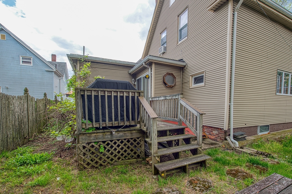 618 Main St