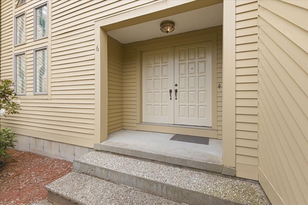 6 Hoover Rd