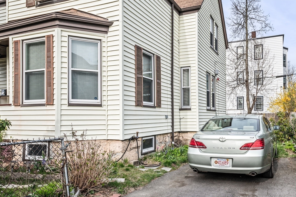 17 Shafter St
