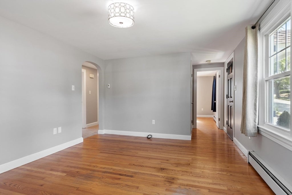 4 Maverick St, Fitchburg, MA Photo #13