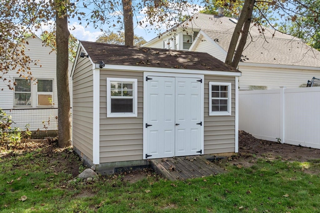 4 Maverick St, Fitchburg, MA Photo #31