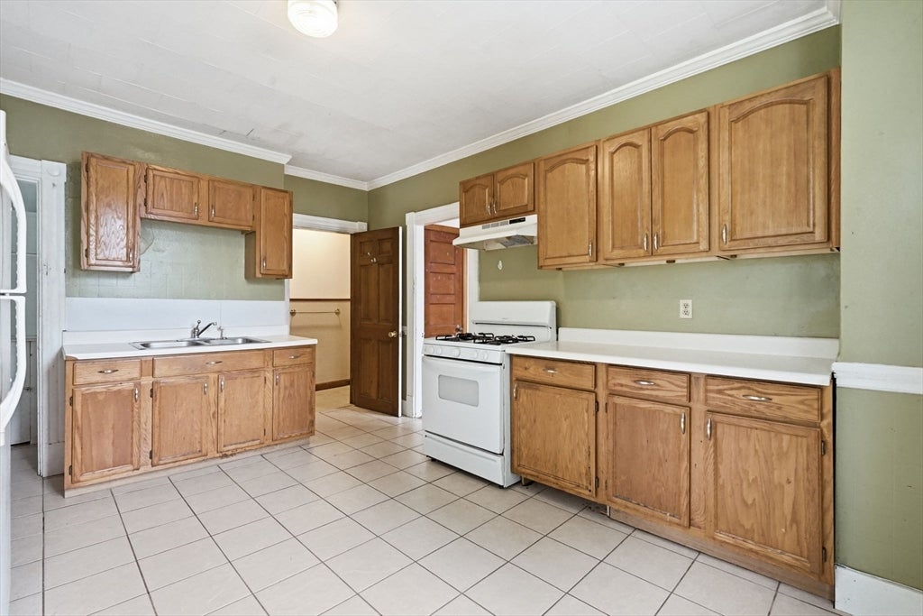 71-77 Acton St, Springfield, MA, 71-77 Acton St, Springfield, MA Photo #2