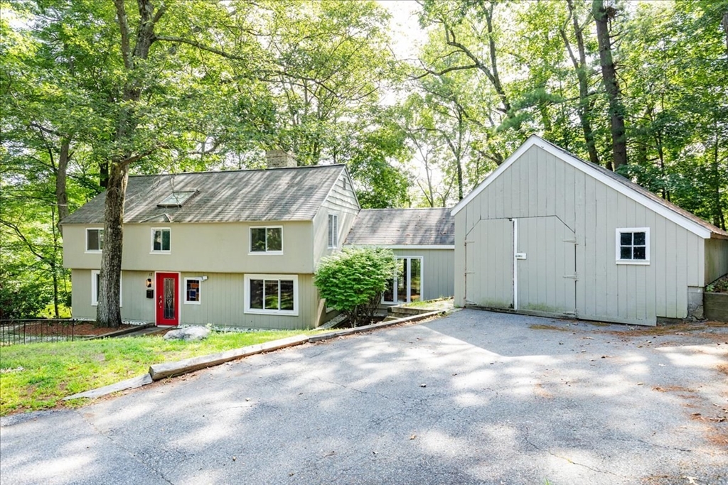 17 Boulder Rd.