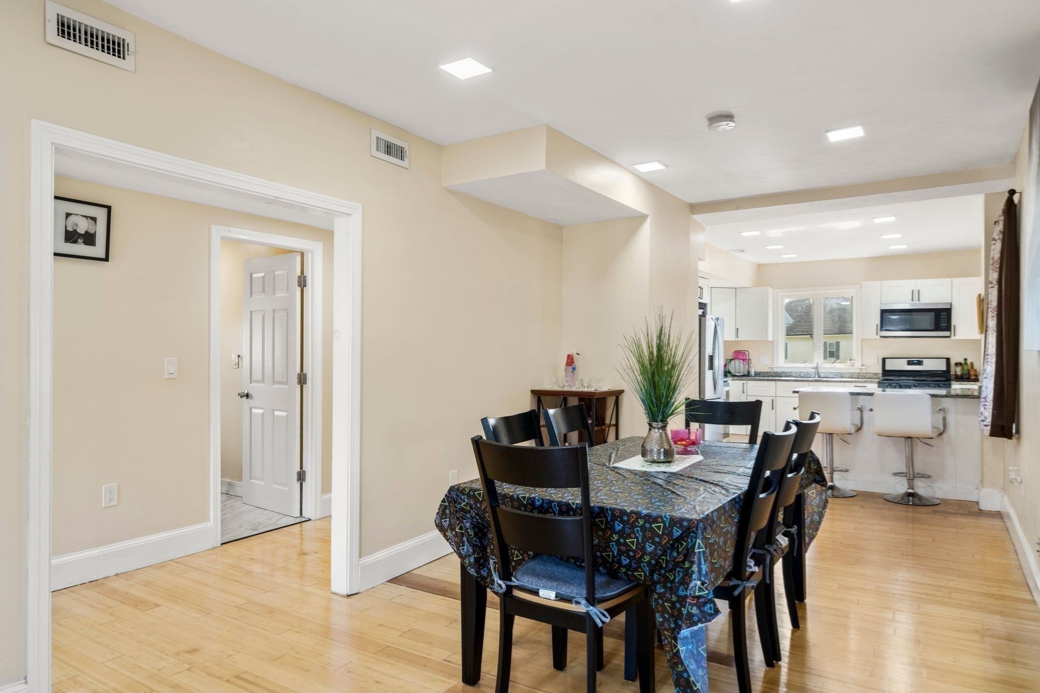 8 Kilmer Ave