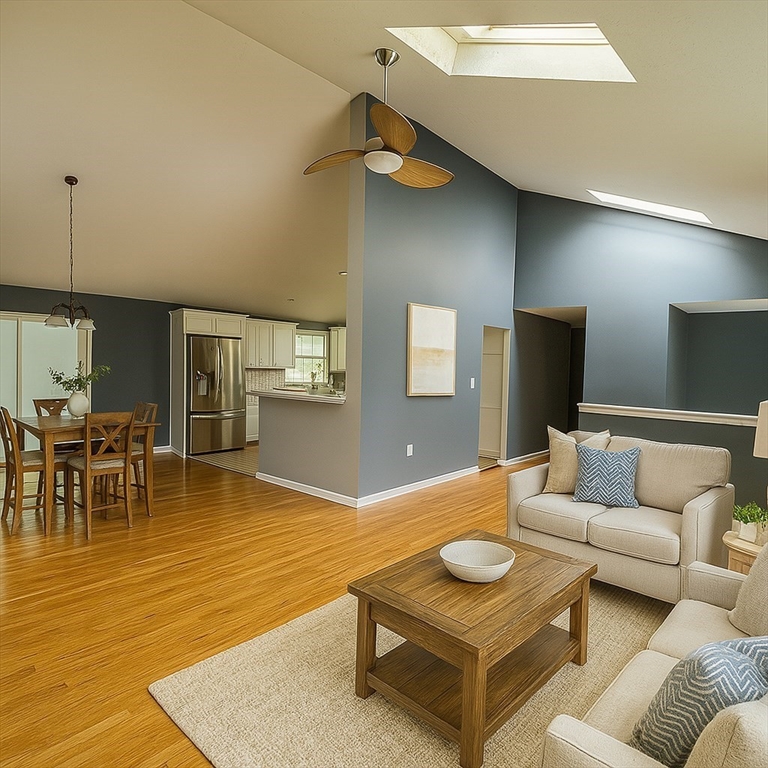11 Lheureux Cir 11