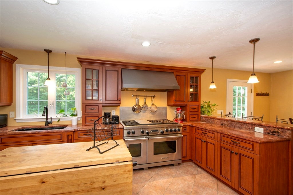 15 Hillside Lane, Bridgewater, MA, 15 Hillside Lane, Bridgewater, MA Photo #12