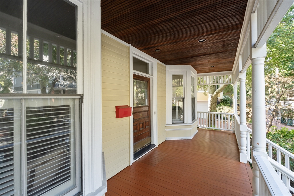 58 Trowbridge Street 2