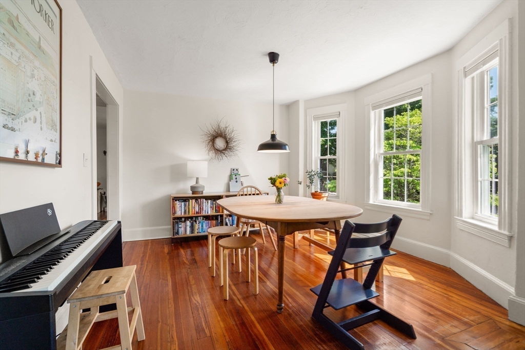 61 Wilmot St, Watertown, MA Photo #8